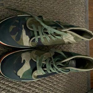 Valentino Garavani shoes size 43 Serial 9667Y2